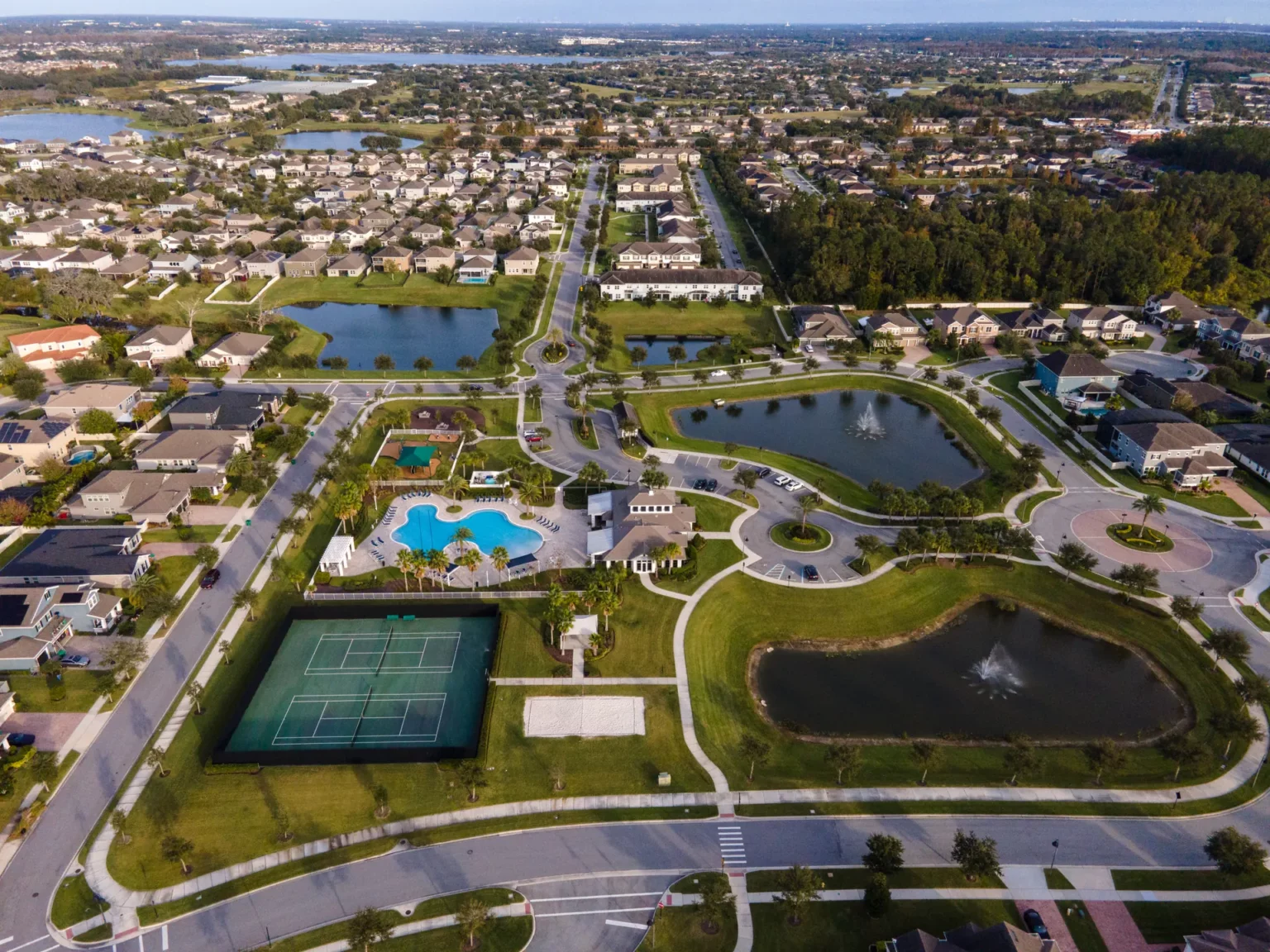 Aerial view of the Hickory Hammock clubhouse, pool and tennis courts